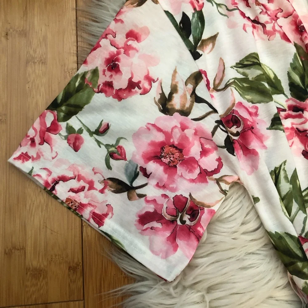 Show Me Your Mumu Pink Roses Floral Prints White Open Front Robe Lounge Wear OS